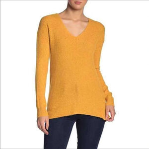 NWT Abound Yellow V-Neck Knit Tunic Sweater M